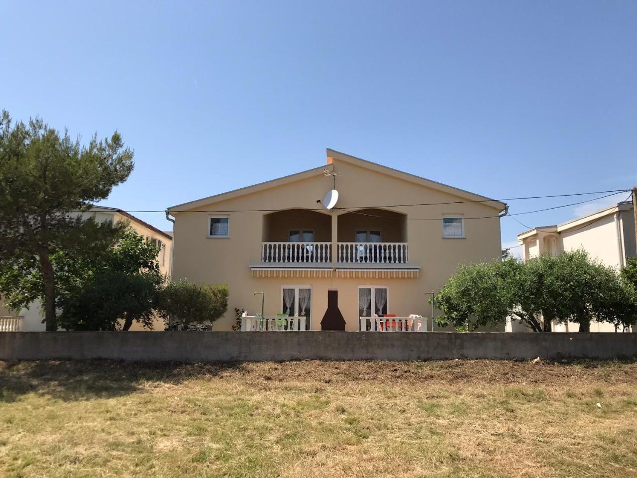 Apartments Villa Engeli Вир Экстерьер фото
